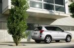 Toyota RAV4 2005 года